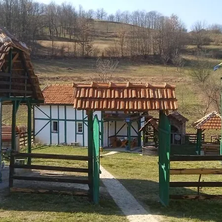 Bosanska Avlija-muzej- דירה *